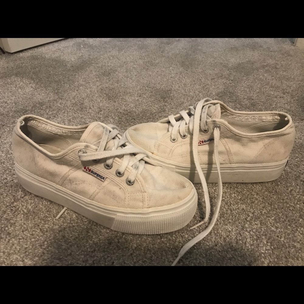 white platform supergas
